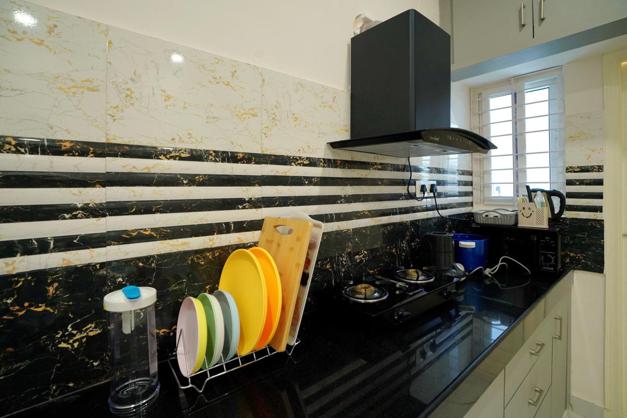 N Cube Serviced Apartments Хайдарабад Экстерьер фото